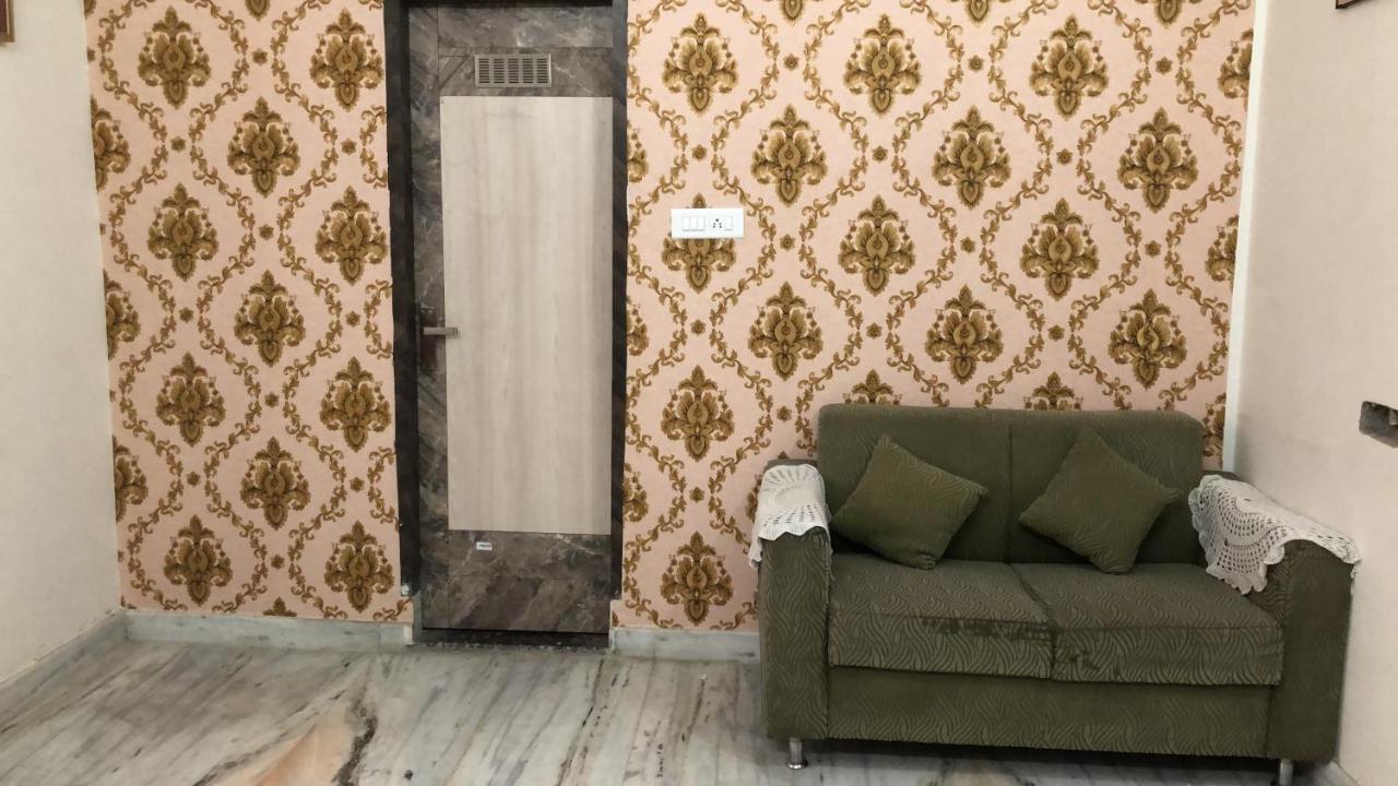 Ramaya Home Stay バラナシ エクステリア 写真