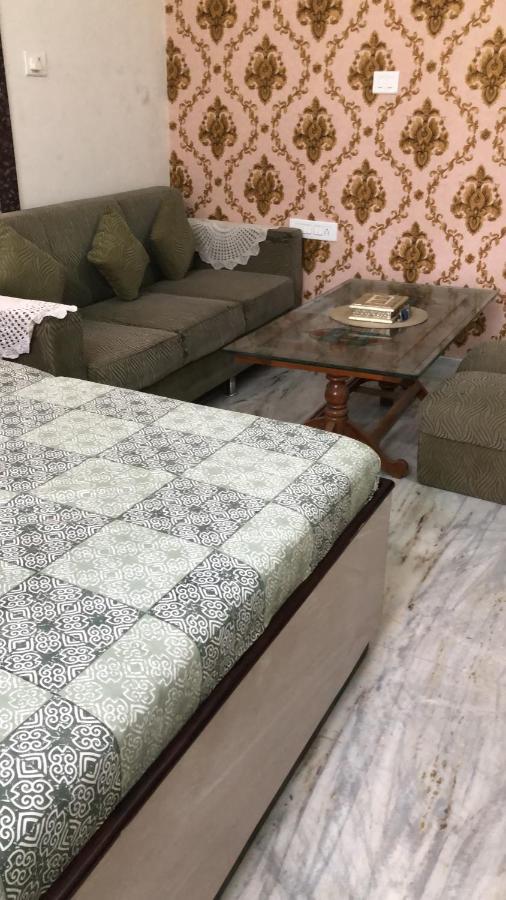 Ramaya Home Stay バラナシ エクステリア 写真