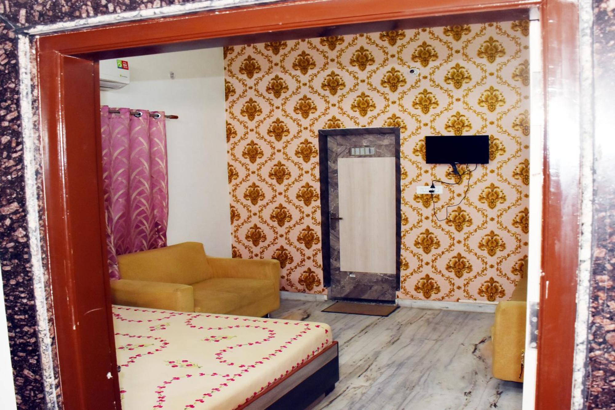 Ramaya Home Stay バラナシ エクステリア 写真